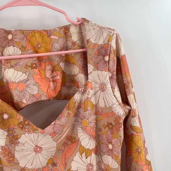 Volcom Swimsuit Size XXL Bloom Shaka Back OnePiece Skimpy Coverage Rashguard NWT - Picture 8 of 15